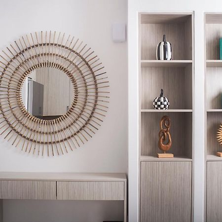 Urban Chic Luxury At The City Center Kalamata Esterno foto