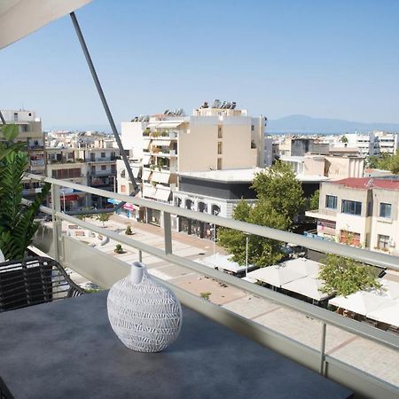 Urban Chic Luxury At The City Center Kalamata Esterno foto