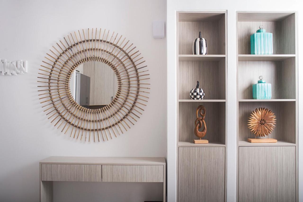 Urban Chic Luxury At The City Center Kalamata Esterno foto