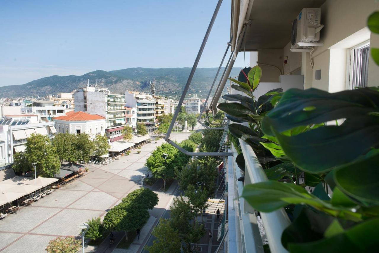 Urban Chic Luxury At The City Center Kalamata Esterno foto